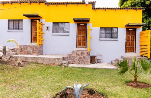Matsulu Casa | Empfunweni Guesthouse