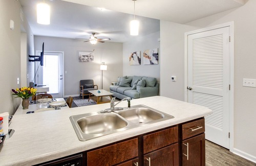 Emporia Apartamento | Emporia Apt w/ Playground: 2 Mi to Main Street!