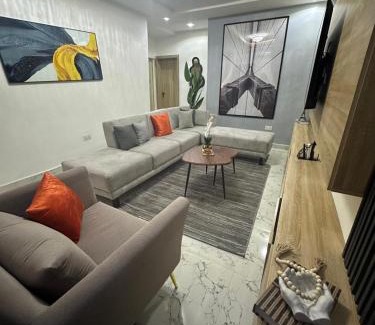 Mushin Apartamento | Empyrean Apartments - Cozy & warm two bedroom apartments