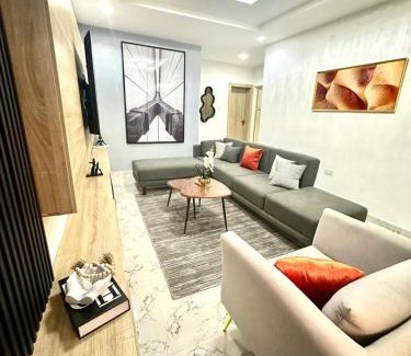 Mushin Apartamento | Empyrean Apartments - Cozy & warm two bedroom apartments