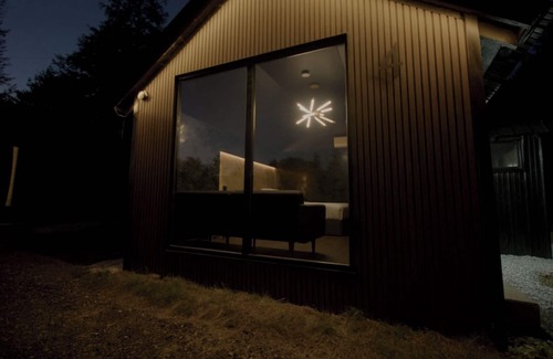 Brandon Cabina | Emrose Luxury Cabins 4