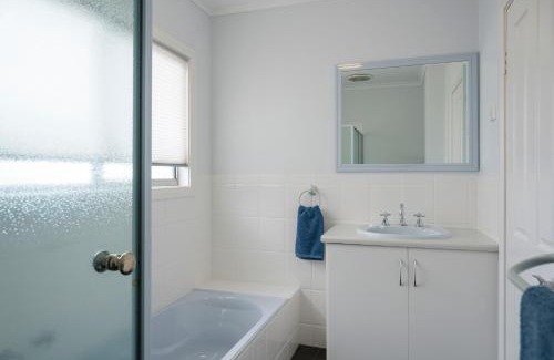 Emu Bay Casa | Emu Bay Holiday Homes