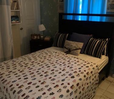 Villa Espana Apartamento | En el corazón de la romana con a/c, wifi, luz y gas incluido.