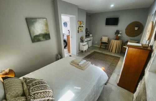 Paranhos Casa | En-Suite Bedroom and Garage in Porto City Center