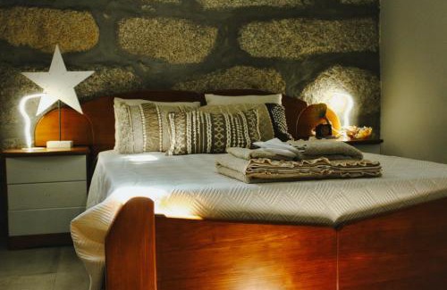 Paranhos Casa | En-Suite Bedroom and Garage in Porto City Center