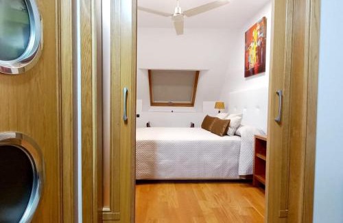 Dean Pequeno Apartamento | Encantador Ático cerca de la Playa de Coroso