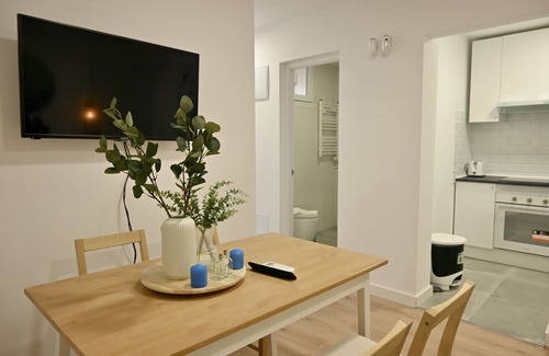 Puente de Vallecas Apartamento | Encantadora Vivienda de 3 Dormitorios descubre el Confort que Estabas Buscando