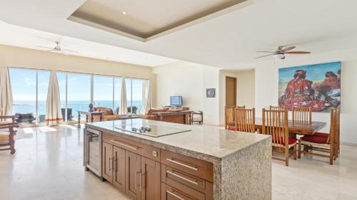 Puerto Peñasco Apartamento | Encanto Living Penthouse 1202 by Kivoya