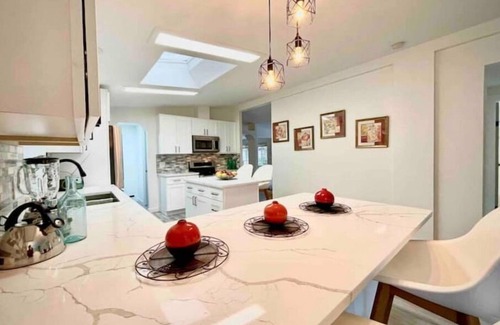 Marysville Casa | Encanto's House – A Forest Haven