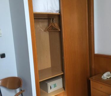 Almansa Hotel | Encasa Hotel Almansa