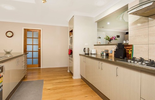 Culburra Beach Casa | Enchante` - Pet Friendly - Absolute Waterfront - Fireplace