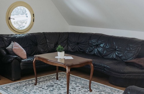 Dobrova-Polhov Gradec Apartamento | Enchanted Misty Valley Cottage Apartments - Comfort One Bedroom Apartment