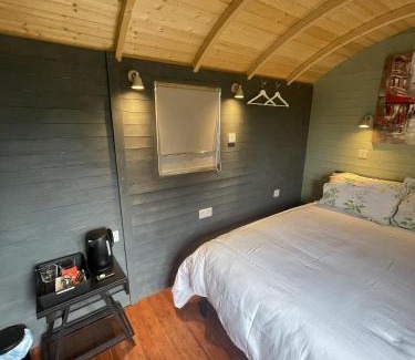 Sibford Gower Casa | Enchanted Cabin Retreat in Sibford Gower
