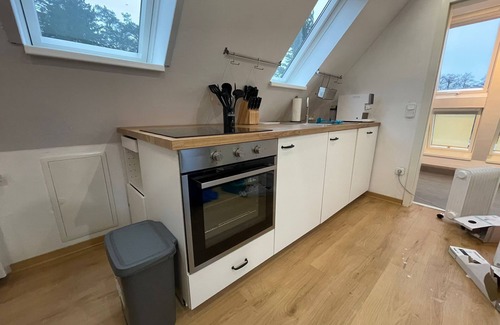 Schneverdingen Apartamento | Enchanted forest vacation apartment with private entrance near the Heidepark