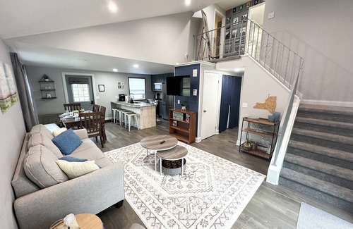 Malta Casa | Enchanted Forest Stay – A Cozy 3-Bedroom Townhome in Ballston Spa!