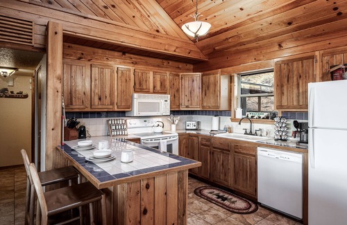 Ruidoso Cabina | Enchanted Oak Cabin