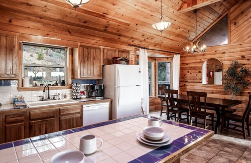 Ruidoso Cabina | Enchanted Oak Cabin