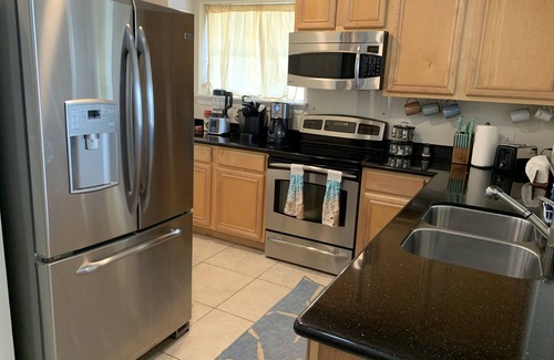 Henderson Point Condominio | ENCHANTED!
