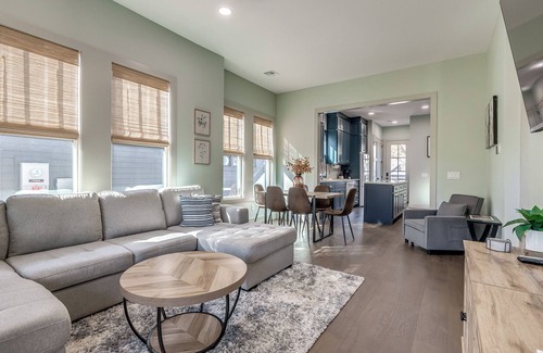 Wheatland Casa | Enchanted Woods Cottage at Selah- 2 bed 2 bath