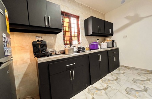Eastern Region Apartamento | Enchanting 3-bedroom apartment with AC in Somanya