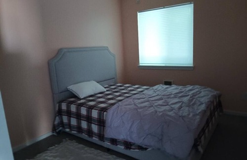 Agate Casa | Enchanting 3-bedroom house with WiFi in Shelton