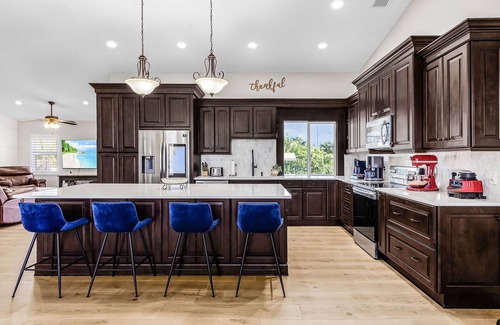 Fort Myers Casa | Enchanting 3-Bedroom Waterfront Pool and Spa Home