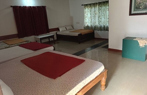 Chikkamagaluru Complejo | Enchanting 5-bedroom resort in Chikmangaluru