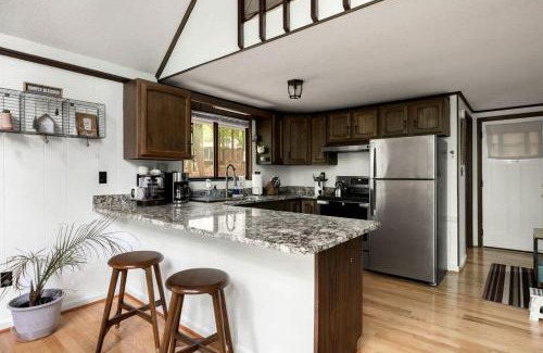 The Woods Casa | Enchanting A-Frame Cabin Retreat near Berkeley Springs and Mountain Views in West Virginia