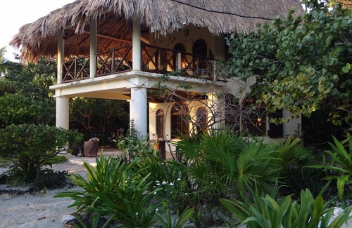Mahahual Casa | Enchanting Beach Villa- Snorkeling, Fishing, Kayaking Reef Costa Maya