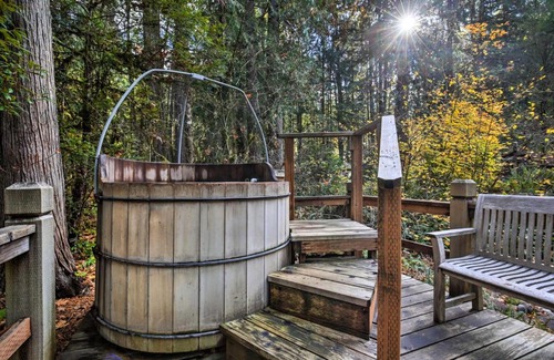 Belknap Springs Casa | Enchanting Escape with Hot Tub, Decks and Views!