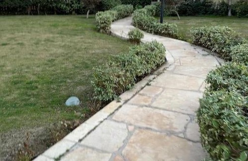 Al Rehab Apartamento | Enchanting garden studio fully airconditioned