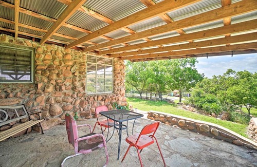 Medicine Park Casa | Enchanting Hilltop Cottage in Medicine Park!