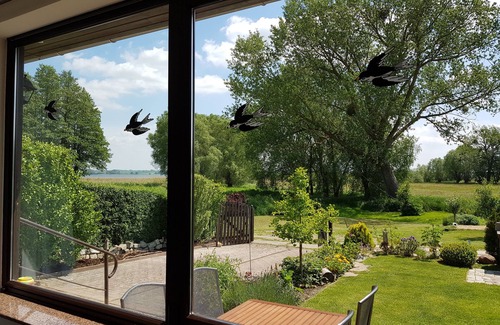 Ropersdorf Casa | Encantadora, pequeña casa de vacaciones - detrás de las cañas - directamente en el Uckersee
