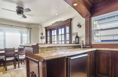 Loma Portal Casa | Enchanting Mediterranean Dream Home!