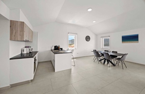 Cres Apartamento | Encantador apartamento de verano con vistas al mar