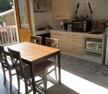 Aigueblanche Apartamento | Enclos savoyard Appartement meublé 1chambre 1 canapé lits 3personnes
