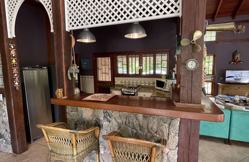Praia do Toque-Toque Pequeno Casa | Enclosed apartment - Security and privacy