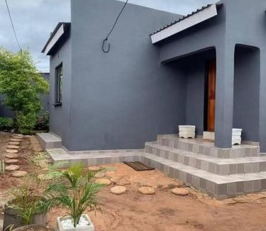 UPhongolo Casa | Encome Guest house