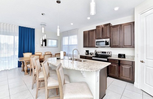 West Kissimmee Complejo | Encore Disney Villa 5 bedroom & private pool 12 guests 15 mins from Disney Parks