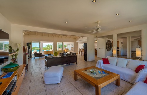 Les Terres Basses Villa | Encore - Tropical Gardens and Ocean Views