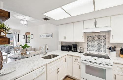 Park Shore Casa | End Unit - Renovated Resort Views and Close to the Lobby