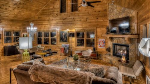 Blue Ridge Casa | Endless Echo