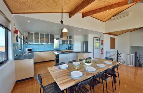 Falcon Casa | Endless Summer Beach House