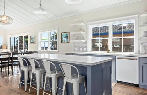 Opal Cliffs Casa | "Endless Summer" Home - stunning ocean views!