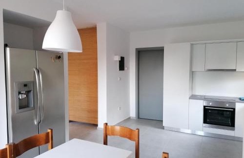 Ixia Apartamento | Endless Summer Pool Flat