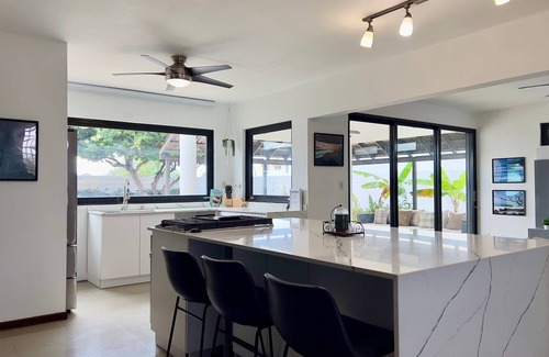 Aguacate Casa | Endless Summers | Modern Estate with Private Pool