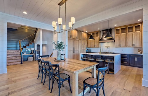 Elf Casa | Endless Sunsets By Chatuge Home Concierge private boat dock with covered boat slip and sun deck, bar, fire pit, pool table, kayaks