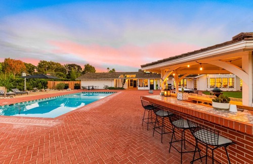 La Jolla Farms Casa | Endless Sunshine