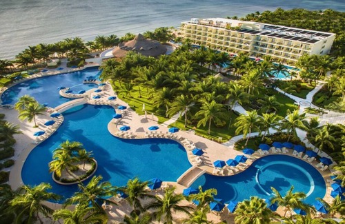 Cancún Apartamento | Endozi Elite Suite - Luxurious Oceanfront Stay with Premium Services