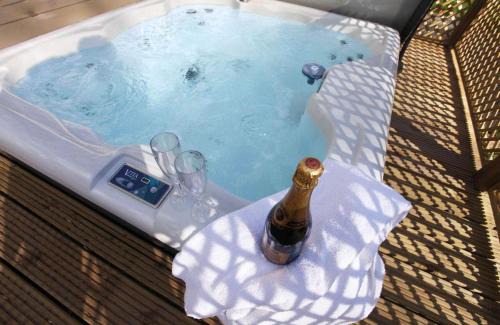 Chappel Casa | Endymion Lodge